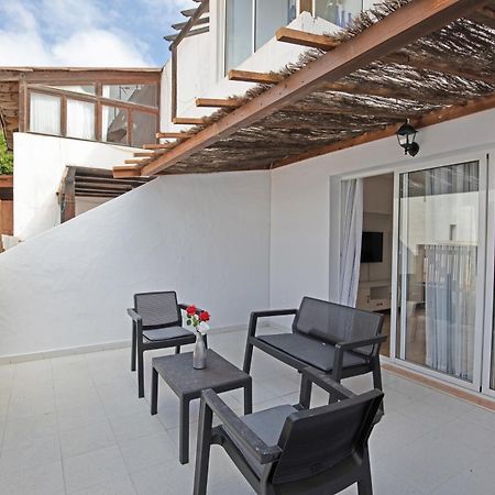 Acuario Apartment คอร์ราเลโฮ ภายนอก รูปภาพ