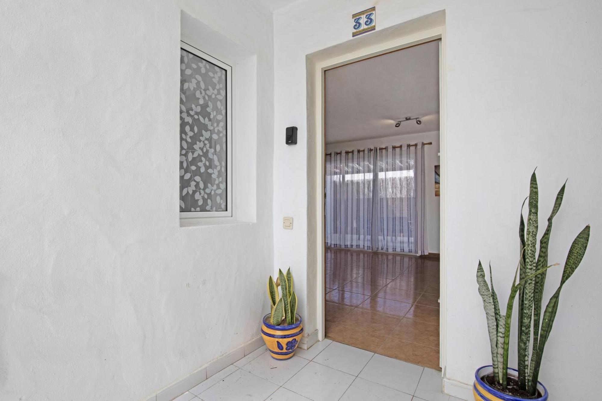 Acuario Apartment คอร์ราเลโฮ ภายนอก รูปภาพ