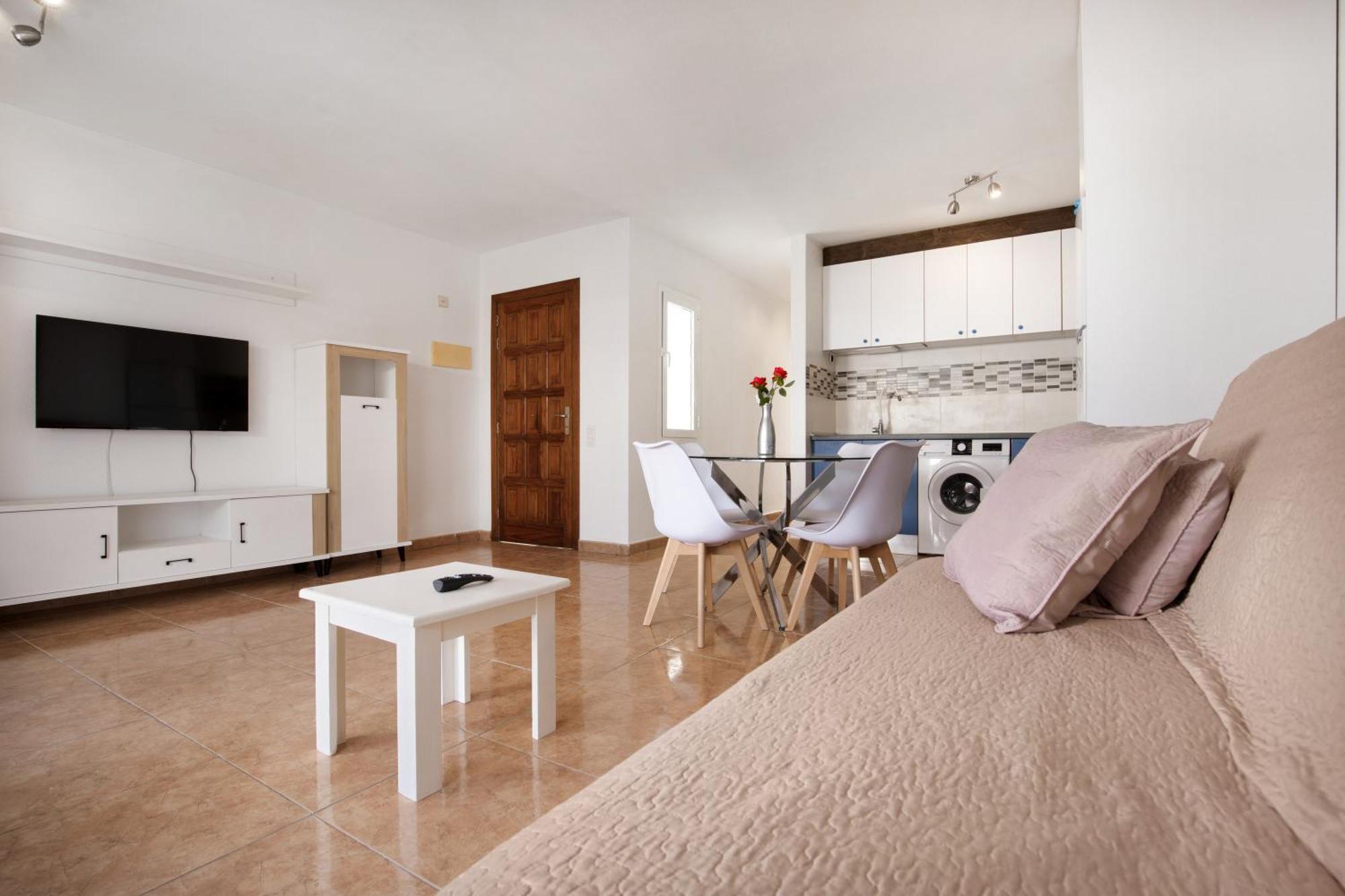 Acuario Apartment คอร์ราเลโฮ ภายนอก รูปภาพ
